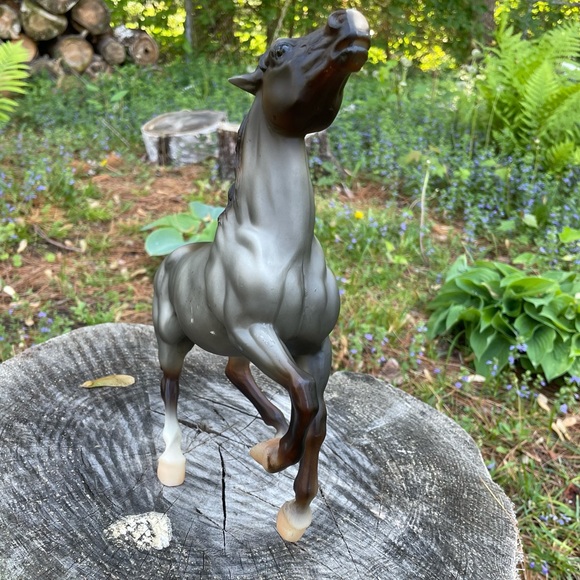 Breyer Toys Breyer Rarin To Go Rearing Mustang Horse 896